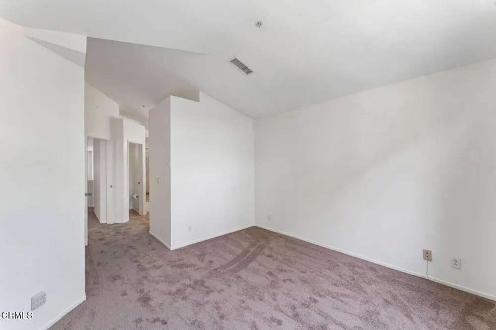 727 Kingfisher Way Oxnard, CA 93030