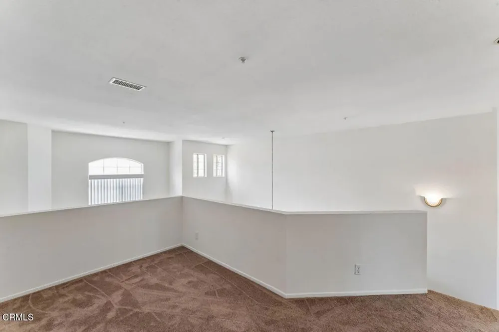 727 Kingfisher Way Oxnard, CA 93030