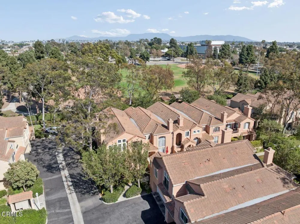 727 Kingfisher Way Oxnard, CA 93030