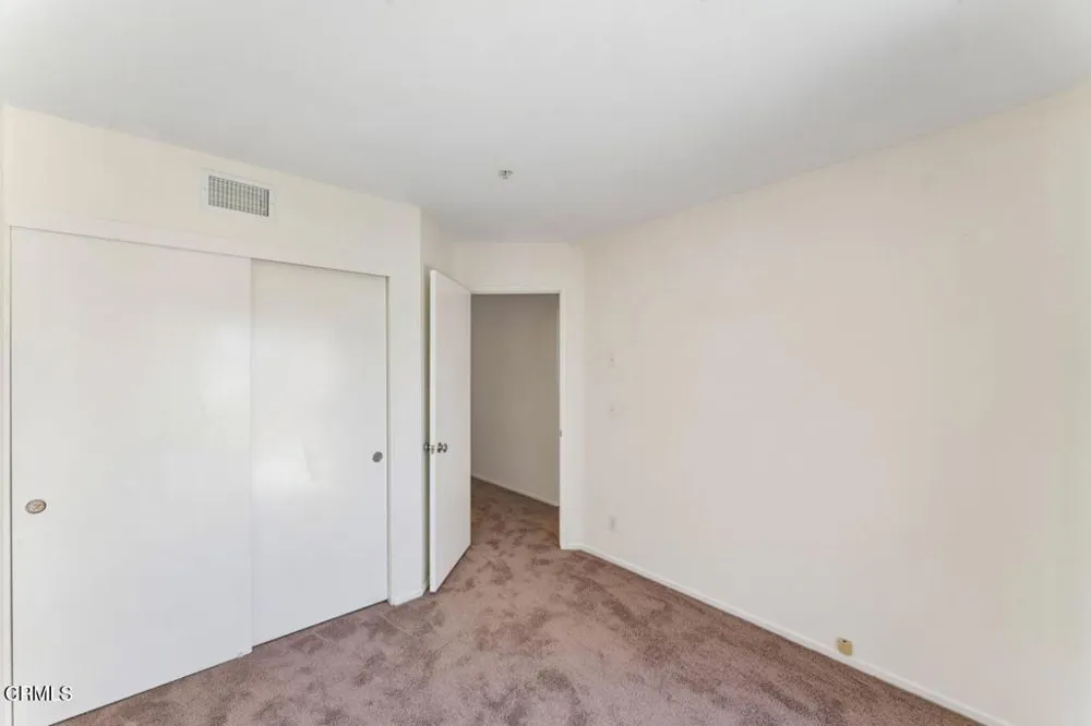 727 Kingfisher Way Oxnard, CA 93030