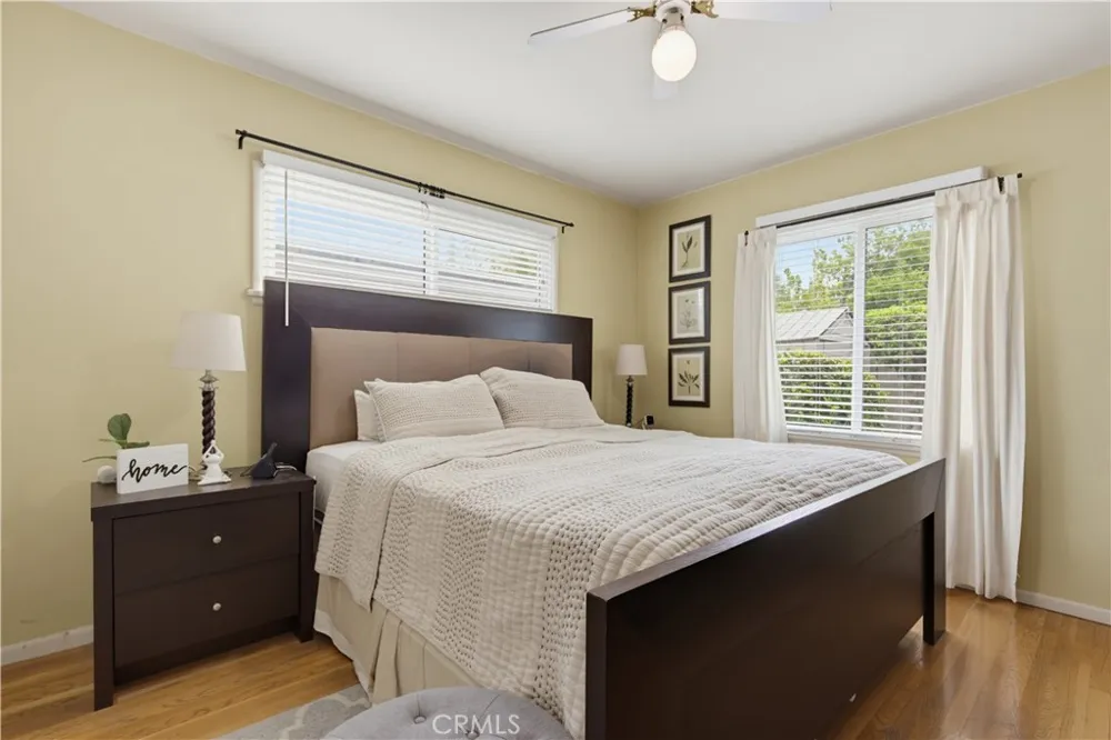 16858 Weddington Street Encino, CA 91436