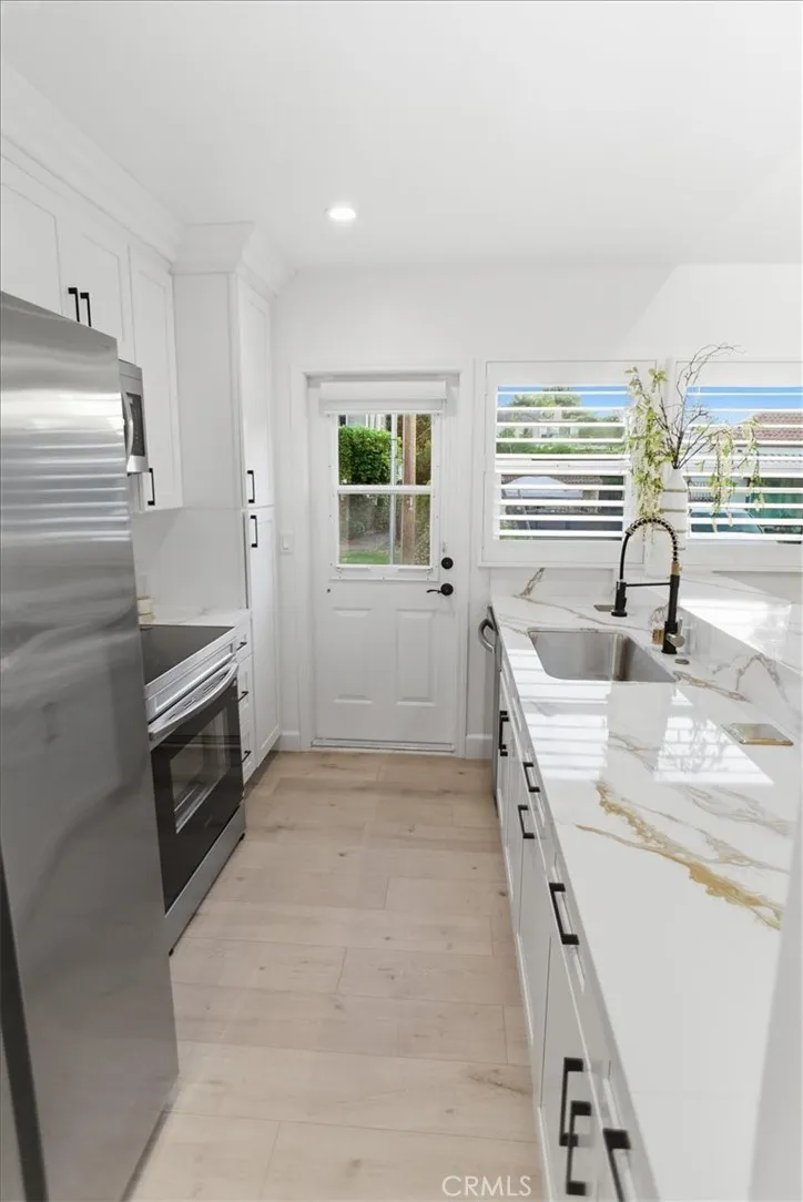 900 Brier Lane Glendale, CA 91205