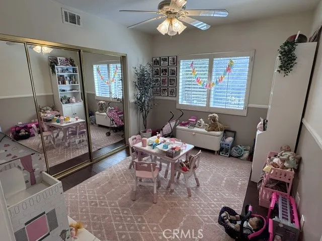 29347 Canyon Rim Canyon Country, CA 91387