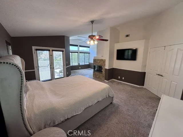 29347 Canyon Rim Canyon Country, CA 91387