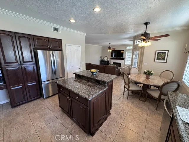 29347 Canyon Rim Canyon Country, CA 91387