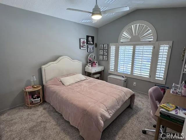 29347 Canyon Rim Canyon Country, CA 91387