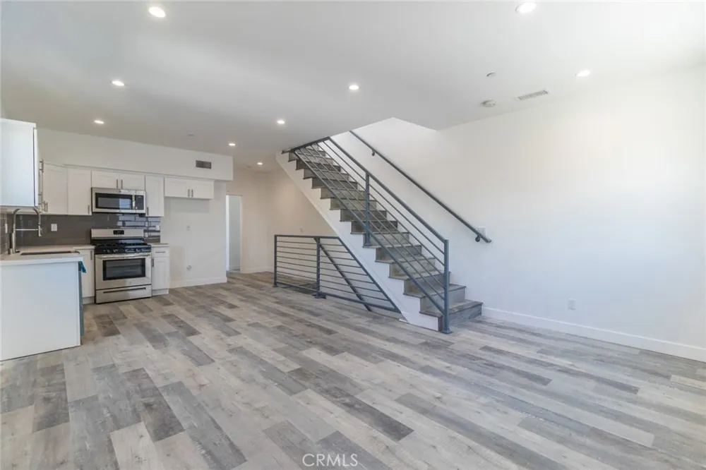 5148 Riverton #5144 North Hollywood, CA 91601
