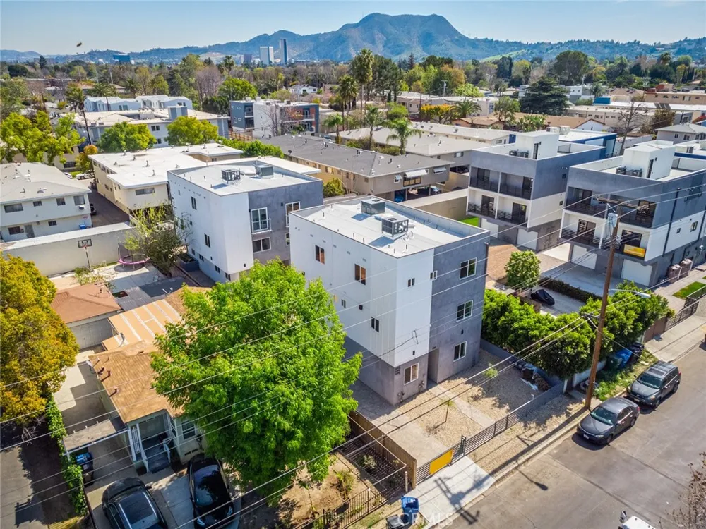 5148 Riverton #5144 North Hollywood, CA 91601