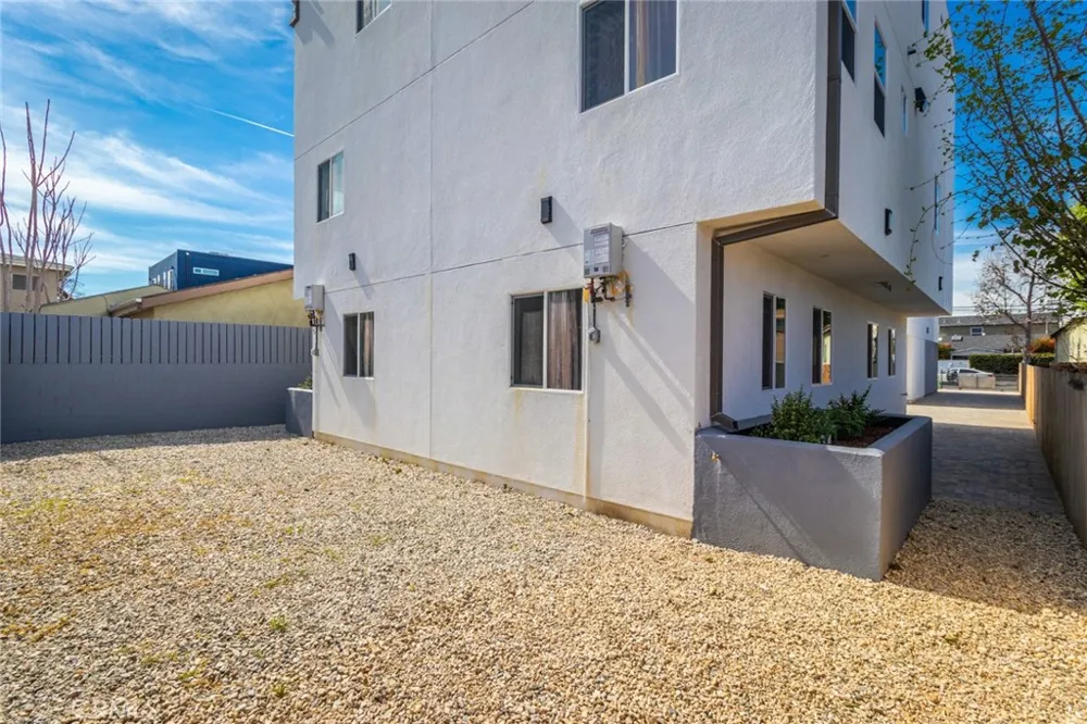 5148 Riverton #5144 North Hollywood, CA 91601