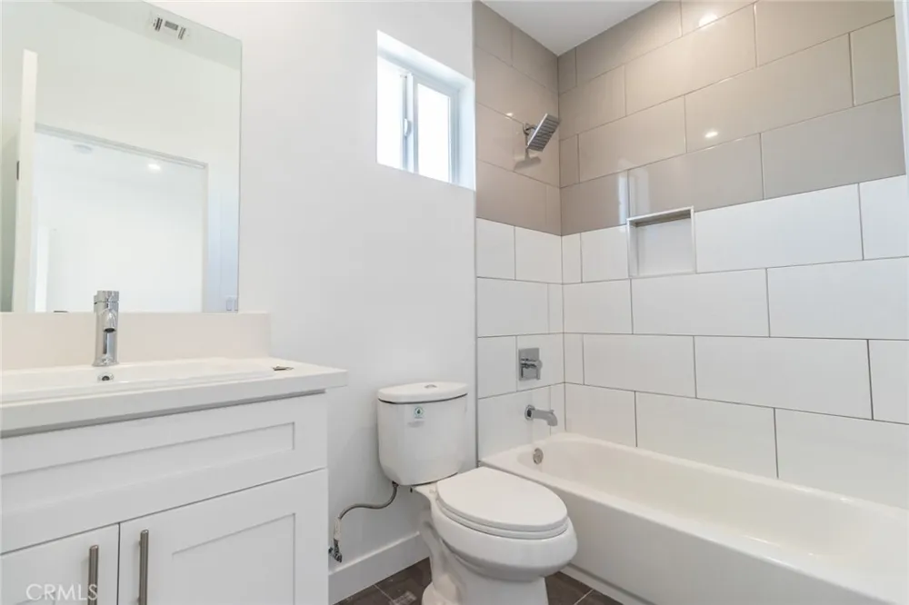 5148 Riverton #5144 North Hollywood, CA 91601