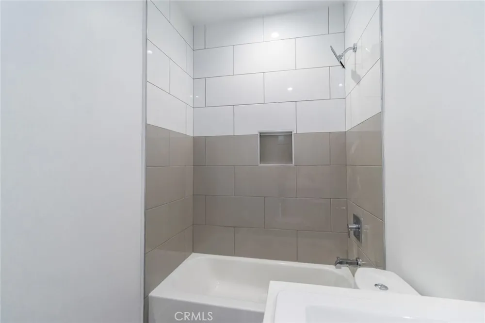 5148 Riverton #5144 North Hollywood, CA 91601