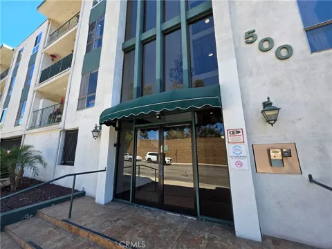 500 Jackson Place #212
