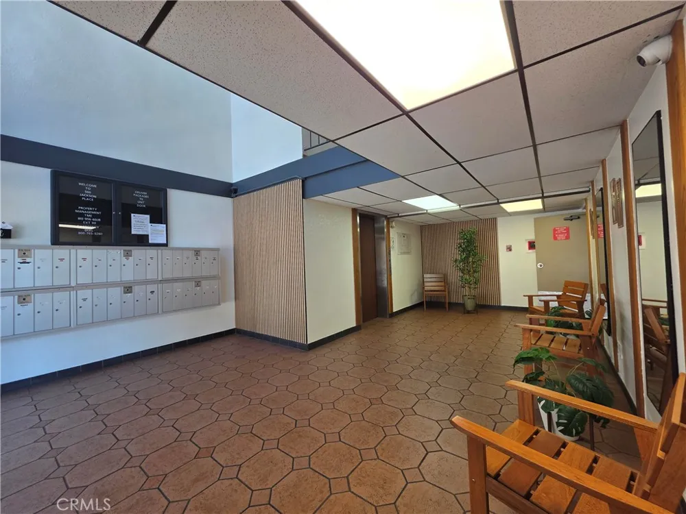 500 Jackson Place #212 Glendale, CA 91206