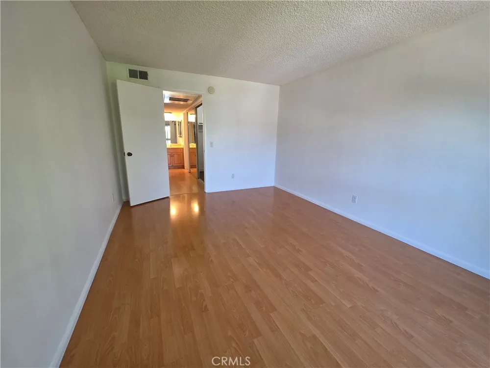 500 Jackson Place #212 Glendale, CA 91206