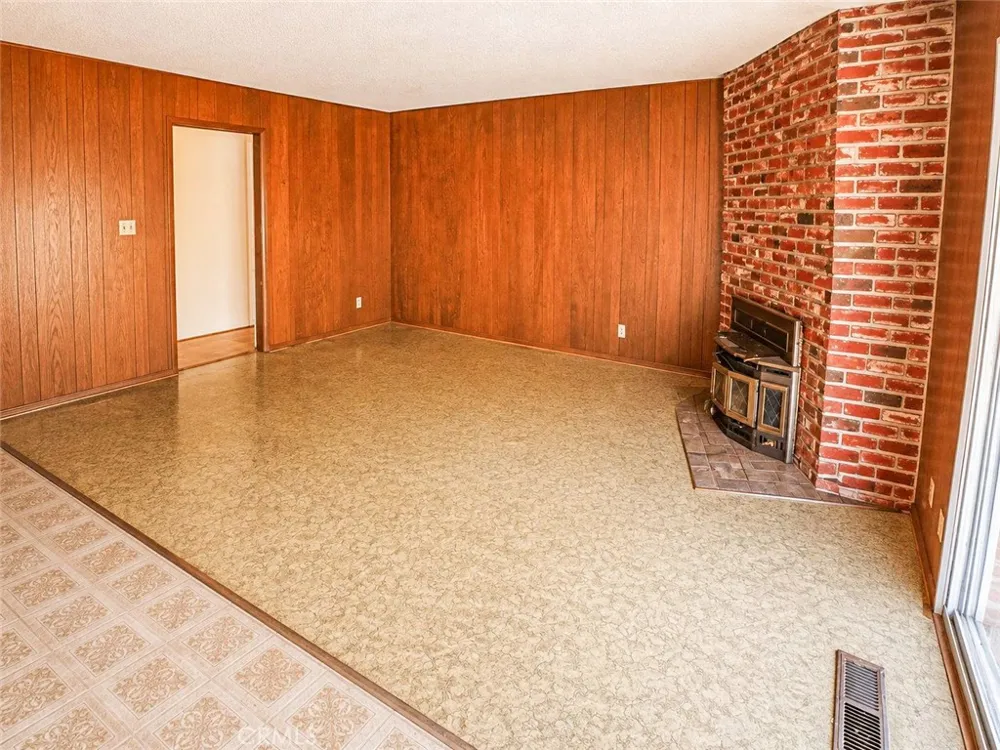 146 W Hanford Armona Lemoore, CA 93245