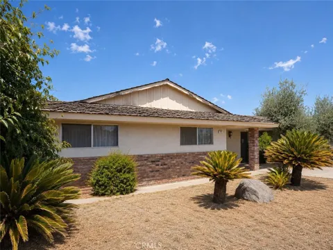 146 W Hanford Armona