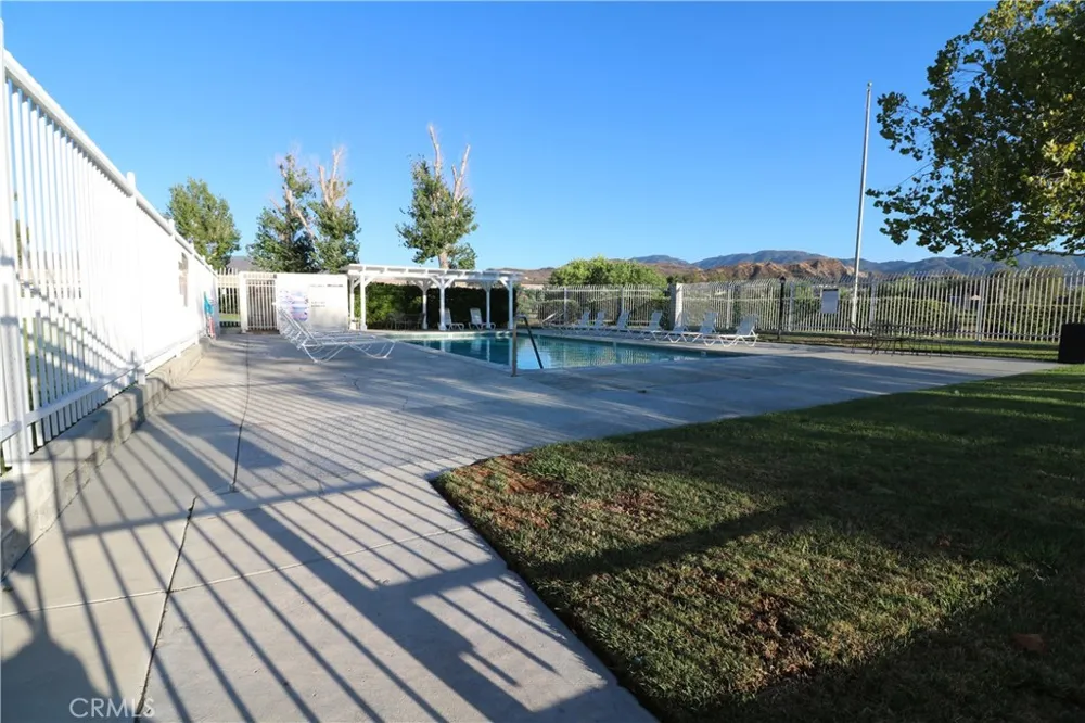 27644 Nugget #1 Canyon Country, CA 91387