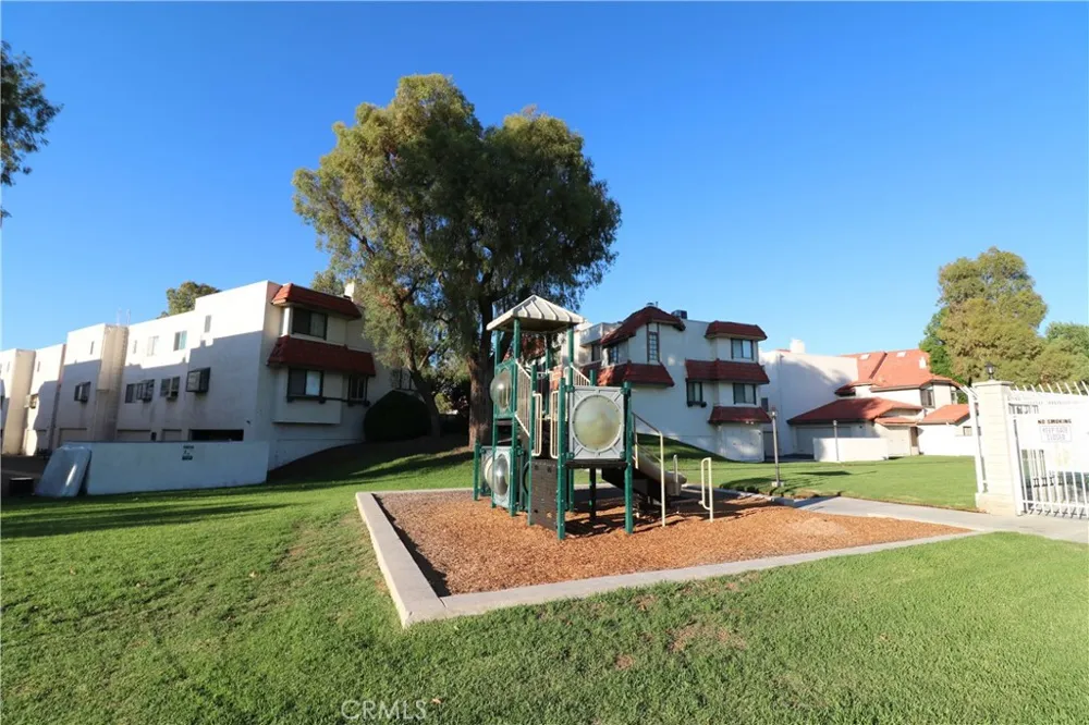 27644 Nugget #1 Canyon Country, CA 91387