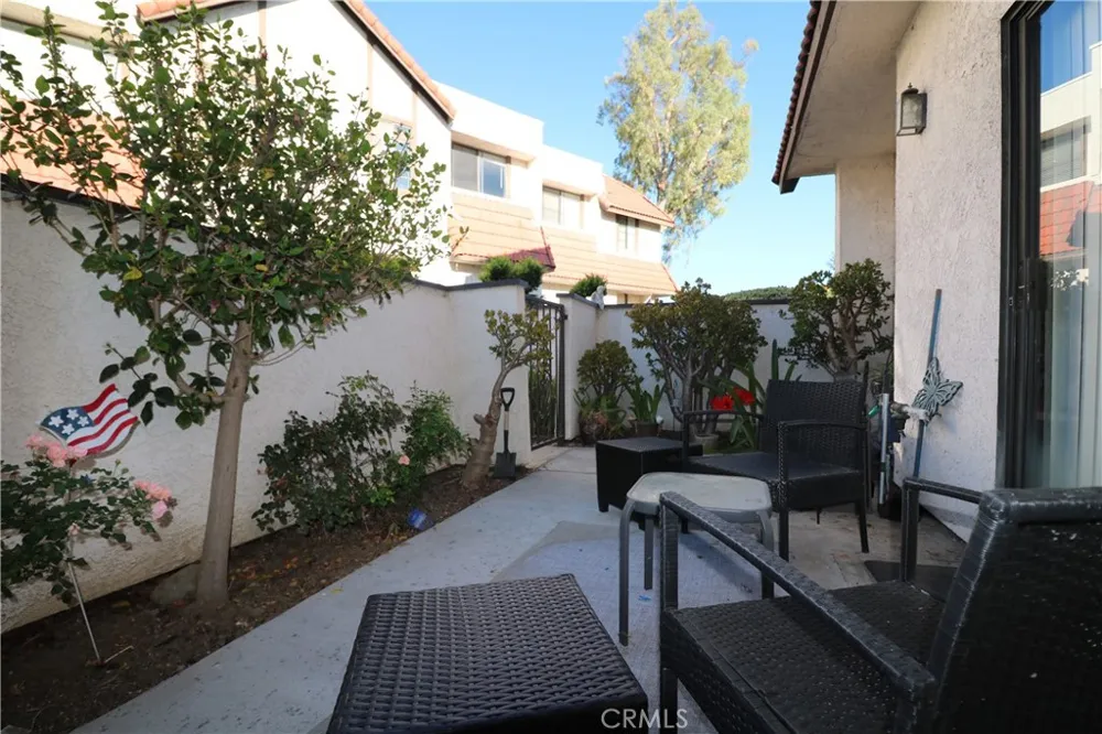 27644 Nugget #1 Canyon Country, CA 91387