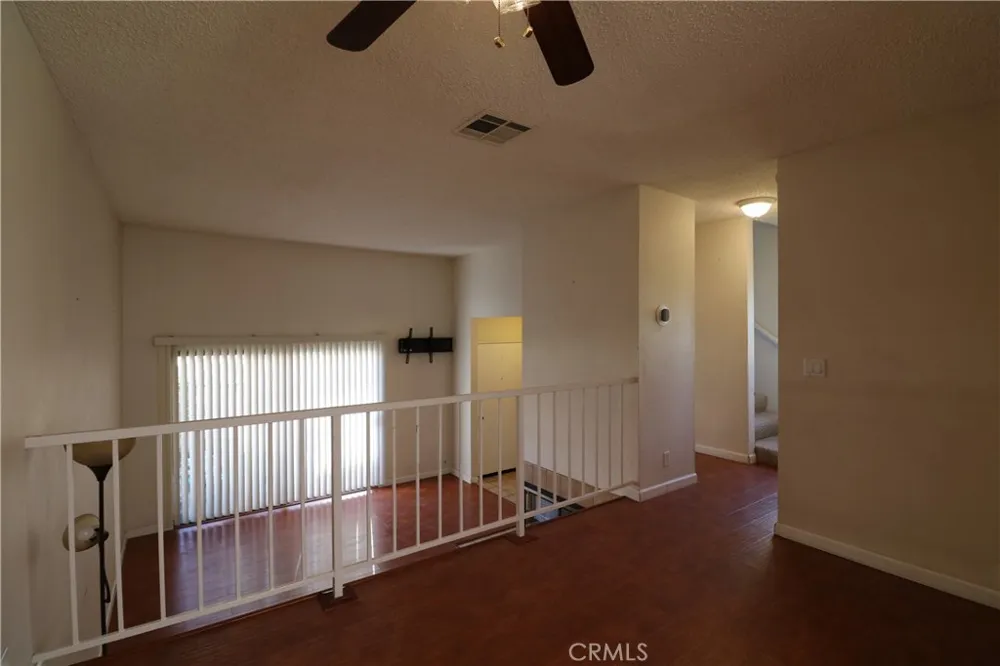 27644 Nugget #1 Canyon Country, CA 91387
