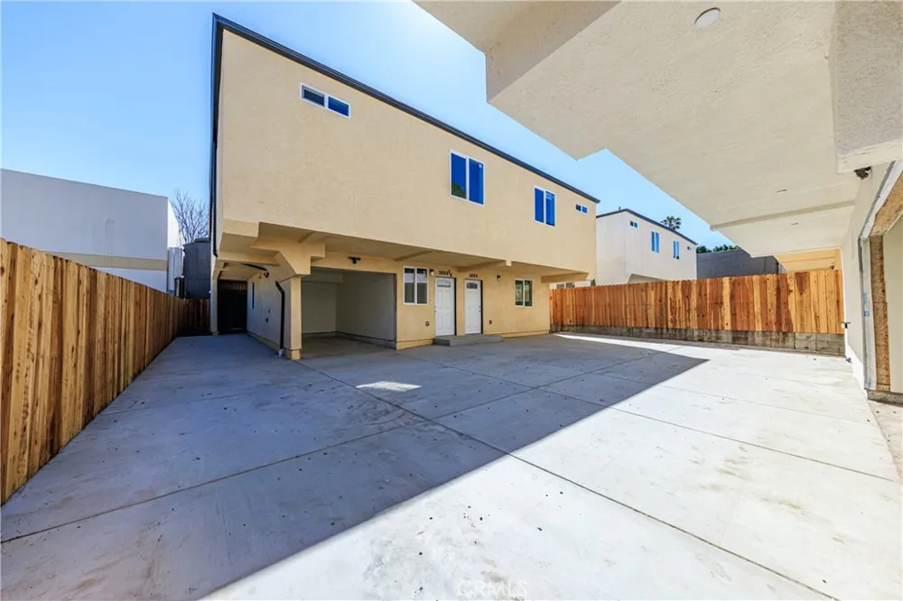 1652 Murchison Los Angeles, CA 90033