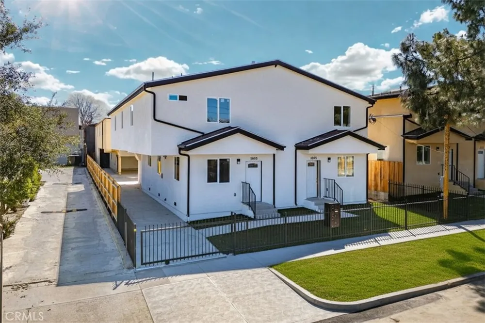 1652 Murchison Los Angeles, CA 90033