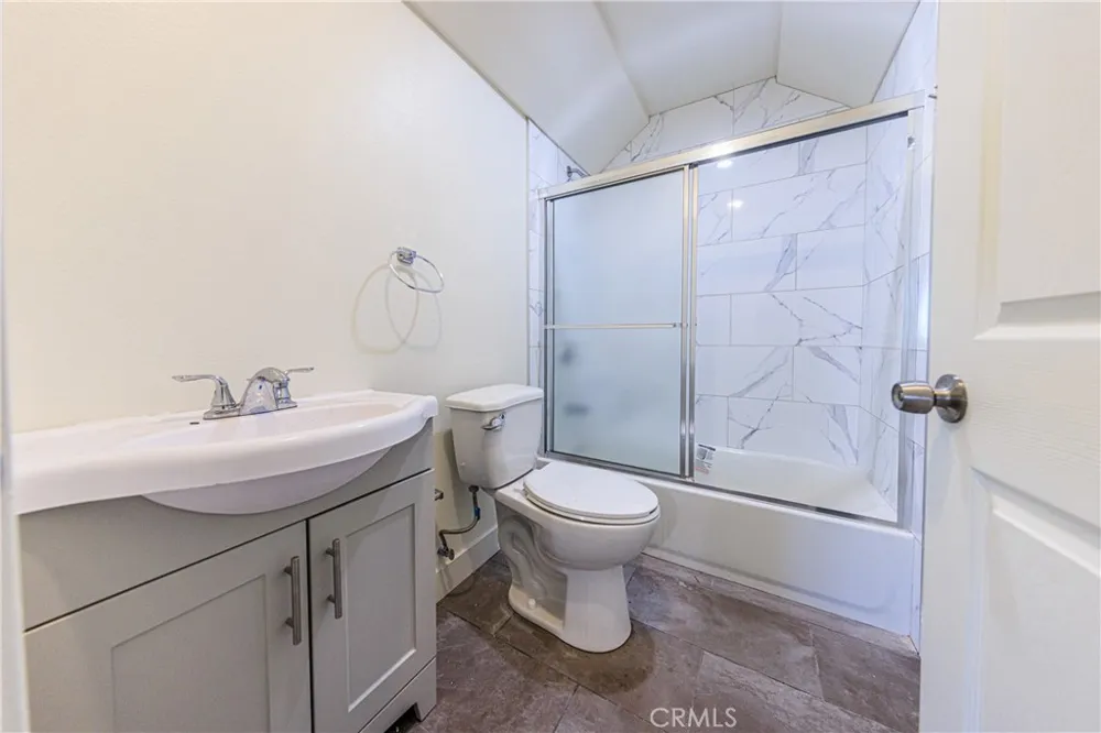 1652 Murchison Los Angeles, CA 90033