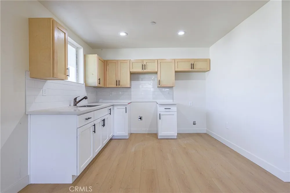 1652 Murchison Los Angeles, CA 90033