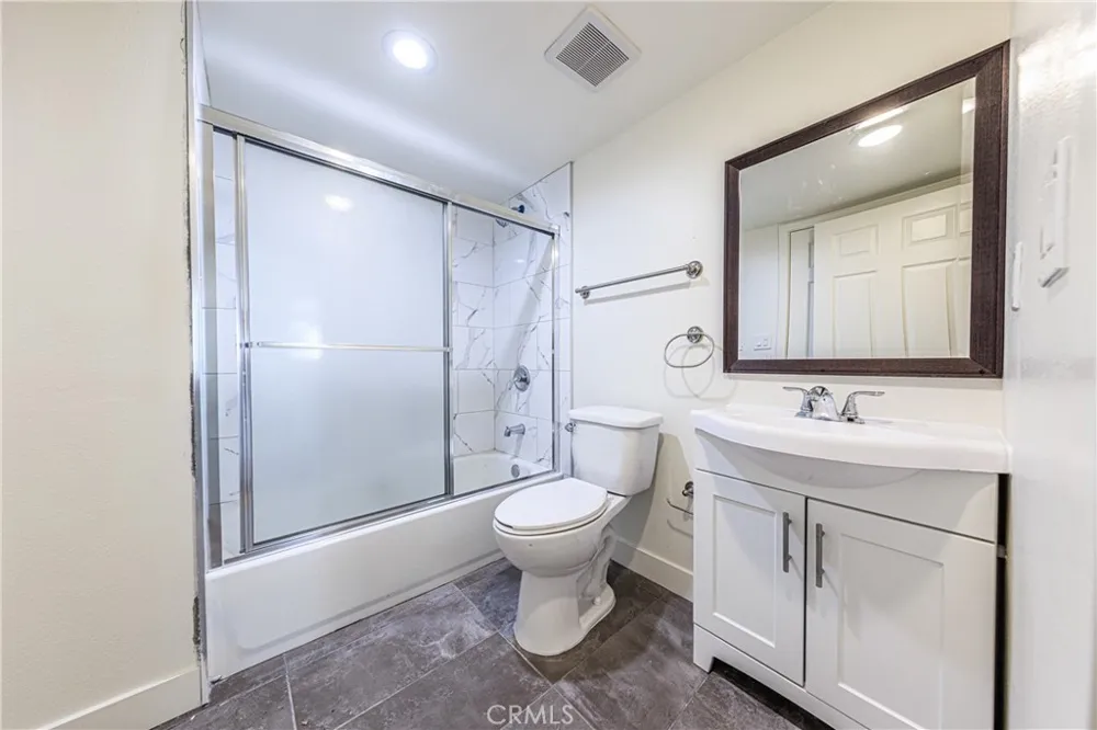 1652 Murchison Los Angeles, CA 90033
