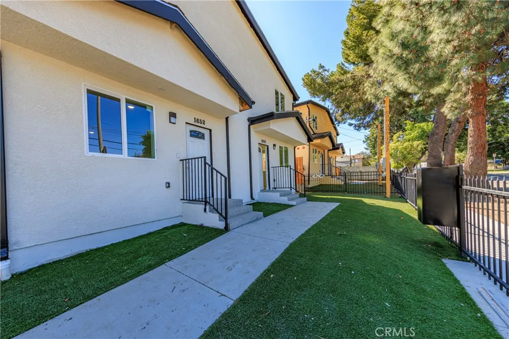 1652 Murchison Los Angeles, CA 90033