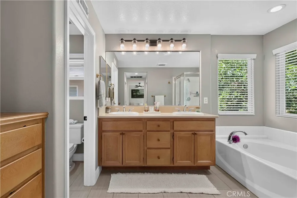 22 Mossdale Court Azusa, CA 91702