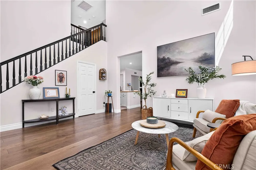 22 Mossdale Court Azusa, CA 91702