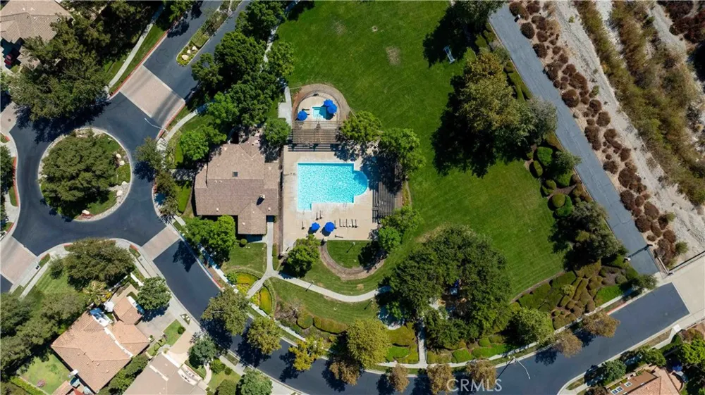 22 Mossdale Court Azusa, CA 91702