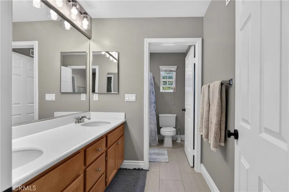22 Mossdale Court Azusa, CA 91702