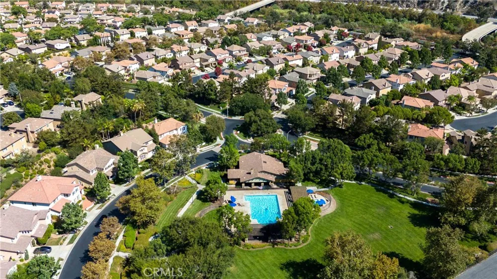 22 Mossdale Court Azusa, CA 91702