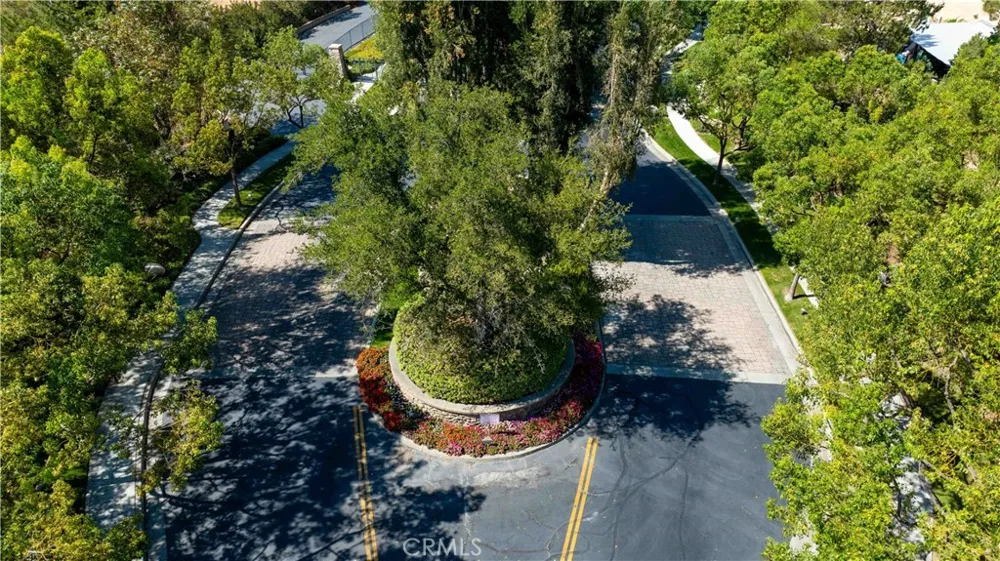 22 Mossdale Court Azusa, CA 91702