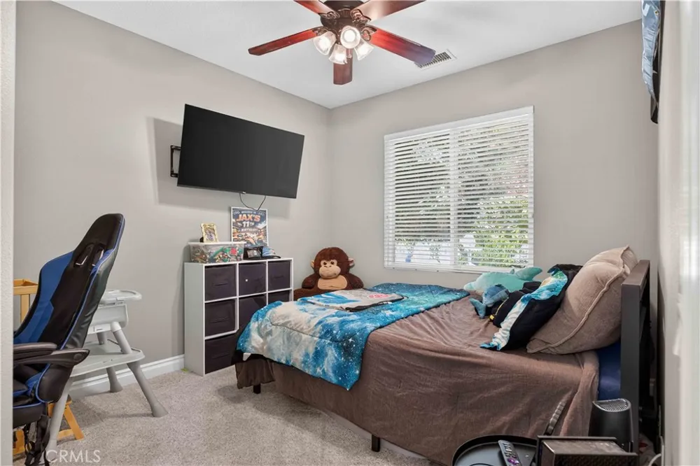 22 Mossdale Court Azusa, CA 91702