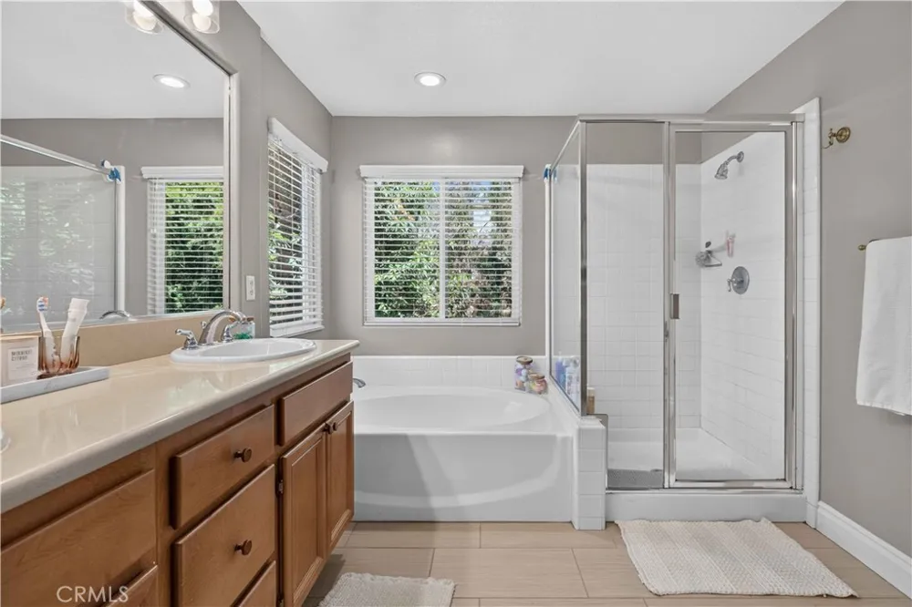 22 Mossdale Court Azusa, CA 91702