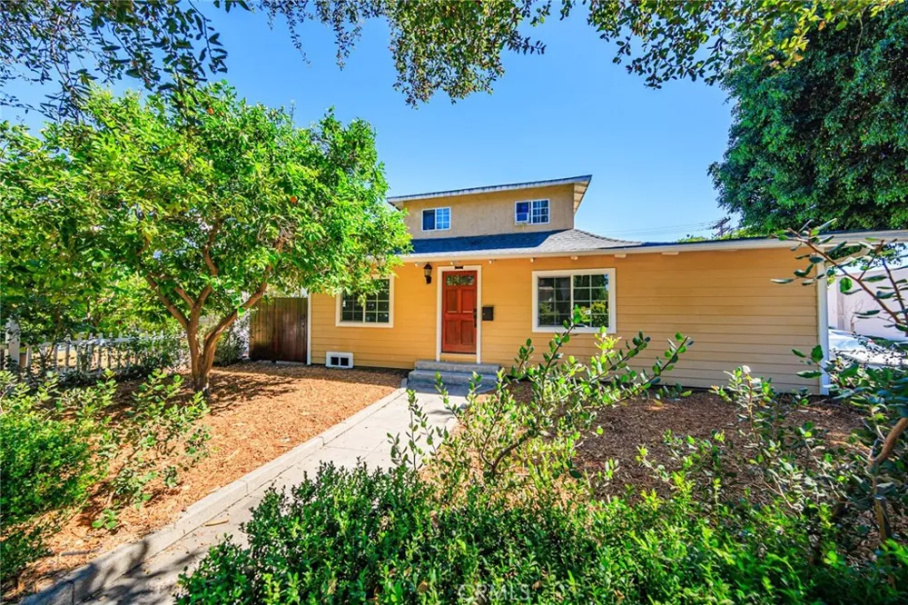 566 Oak Street Glendale, CA 91204