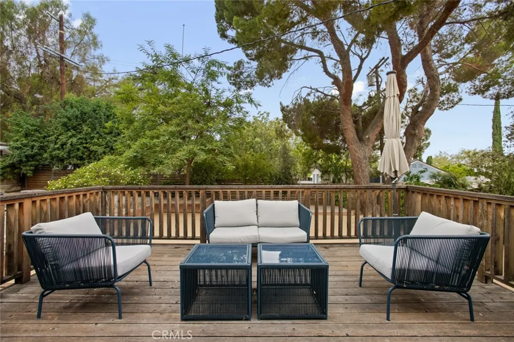 10215 Eldora Avenue Sunland, CA 91040