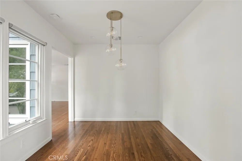 10215 Eldora Avenue Sunland, CA 91040