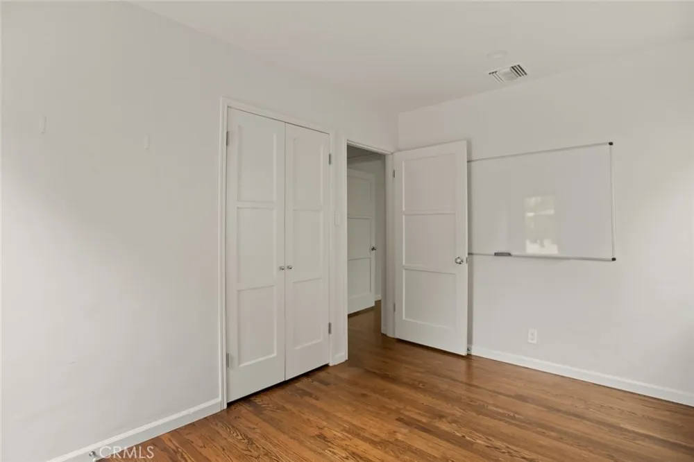 10215 Eldora Avenue Sunland, CA 91040