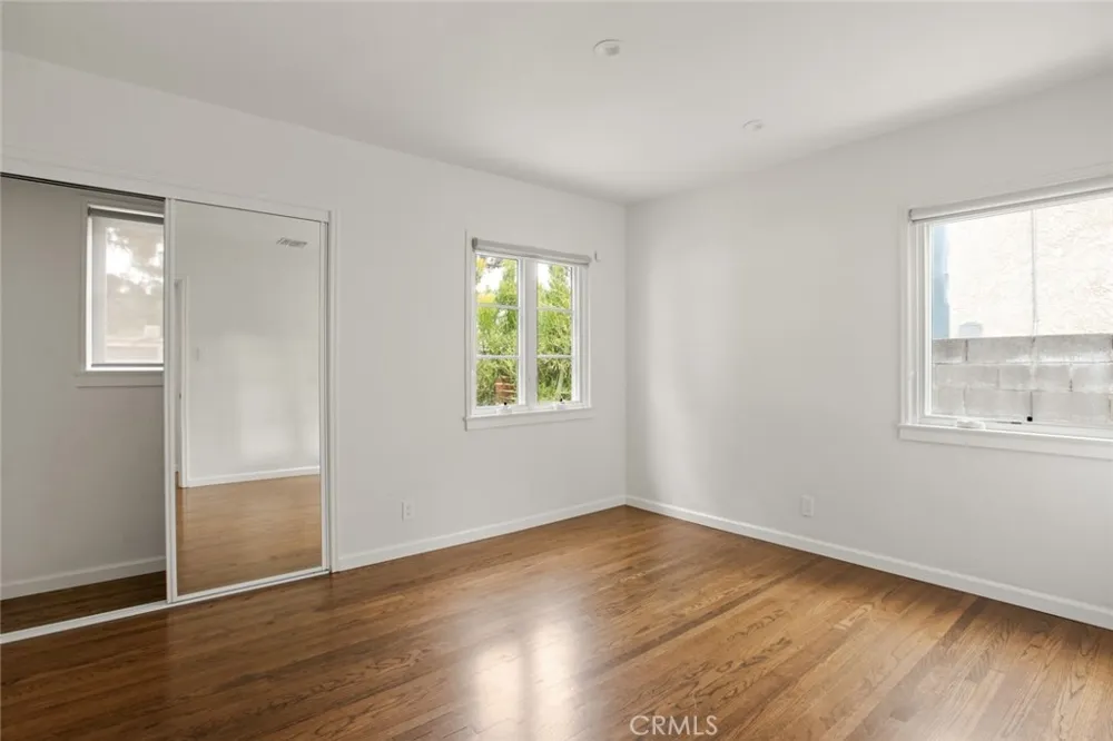 10215 Eldora Avenue Sunland, CA 91040