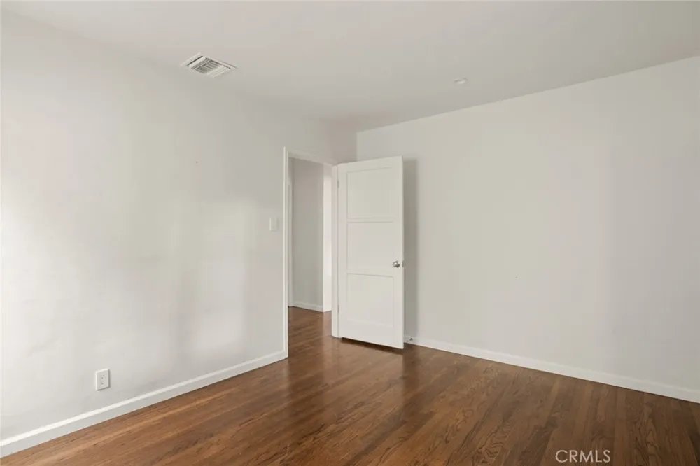 10215 Eldora Avenue Sunland, CA 91040
