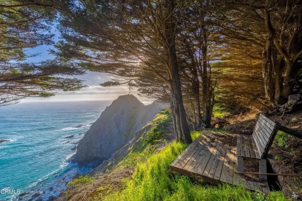 1990 S Highway 1 Elk, CA 95432