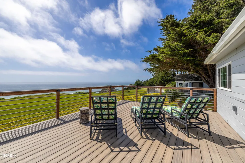 1990 S Highway 1 Elk, CA 95432