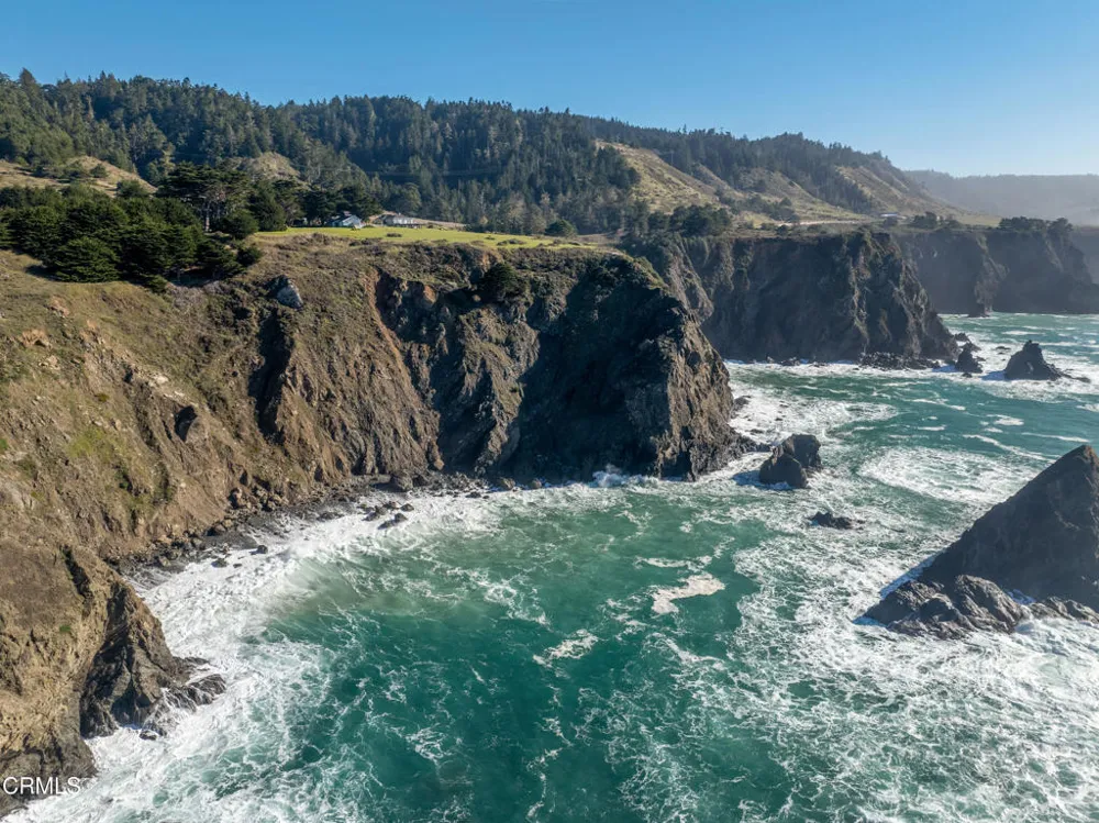 1990 S Highway 1 Elk, CA 95432