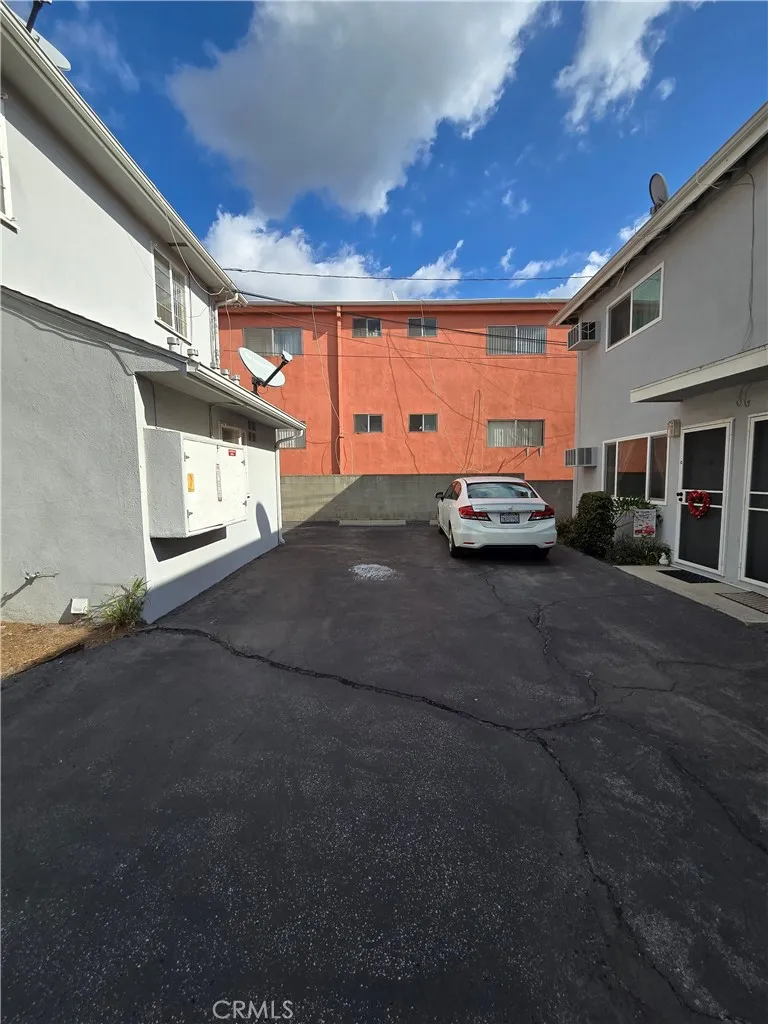 502 Cypress Avenue Burbank, CA 91502