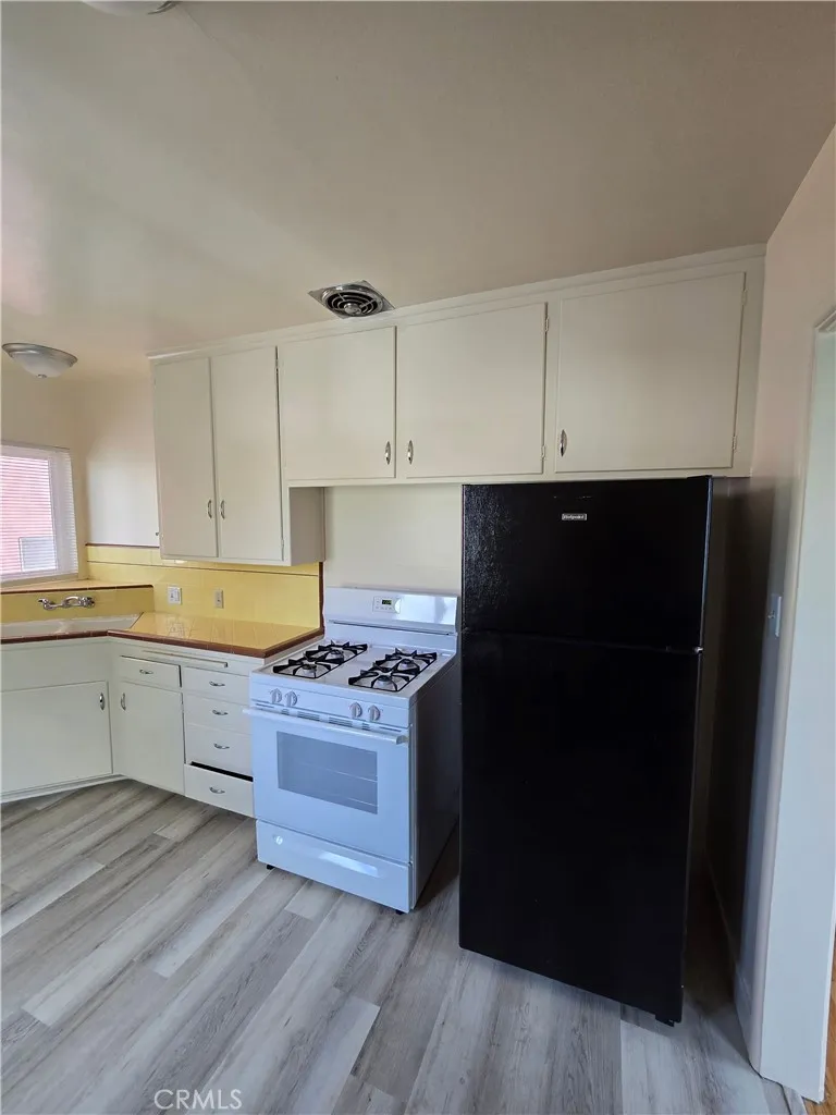 502 Cypress Avenue Burbank, CA 91502