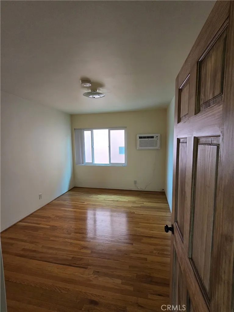 502 Cypress Avenue Burbank, CA 91502